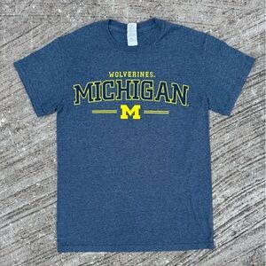 Clean NWOT Women’s Blue Michigan Wolverines T-Shirt Size S